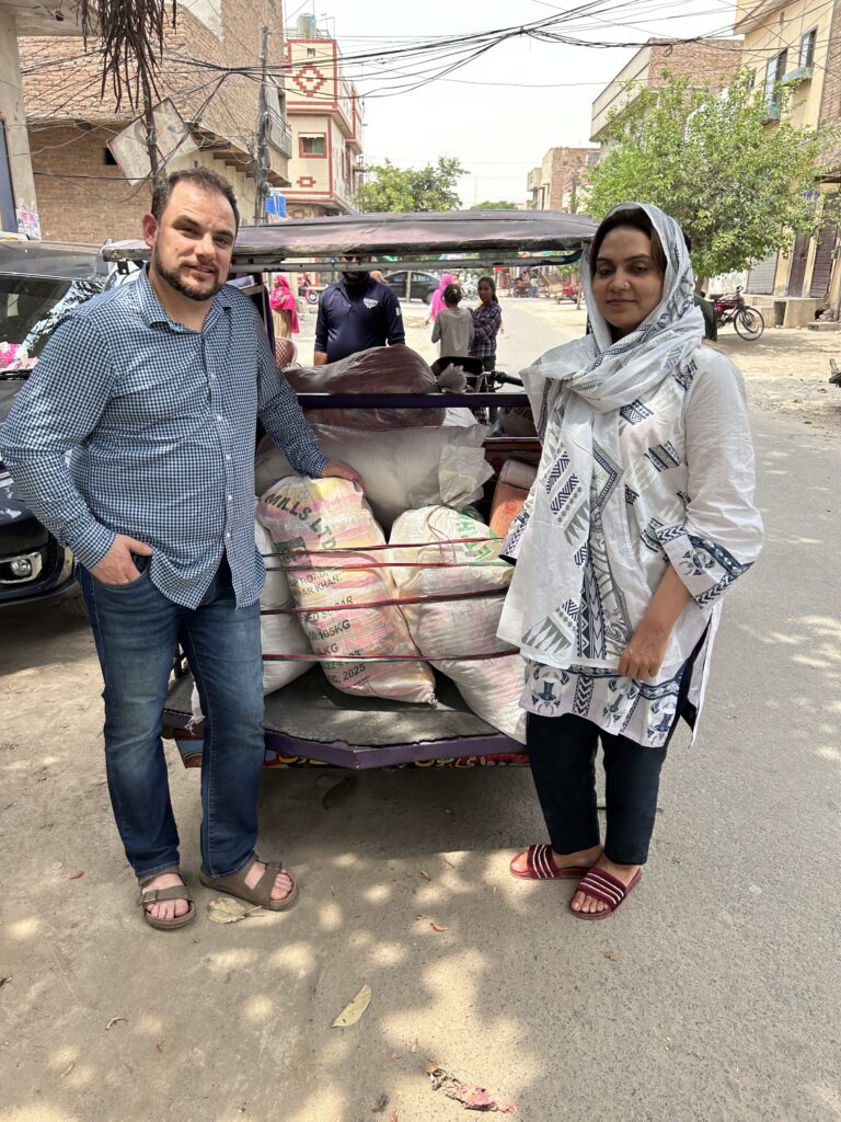 Chris Tolliver Pakistan